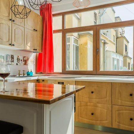 Inova Central Apartment Бухарест Экстерьер фото