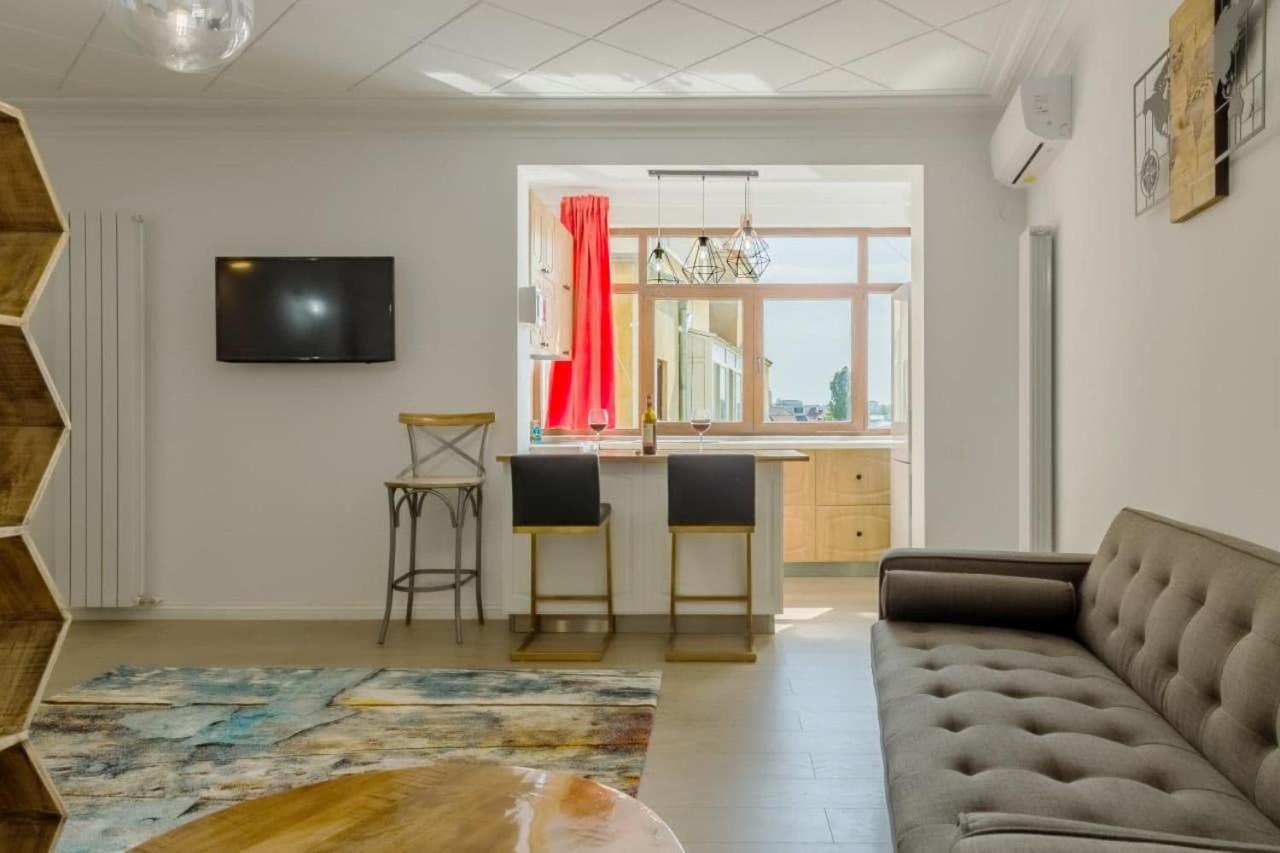 Inova Central Apartment Бухарест Экстерьер фото